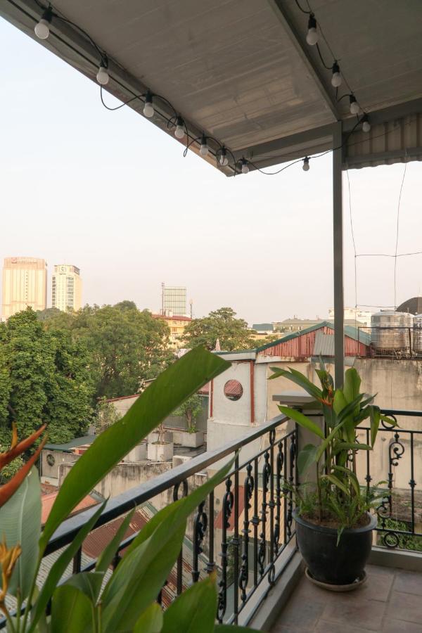 T Home Balcony Hanoi Eksteriør billede